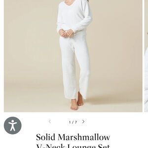 BRAND NEW SOFTIES Marshmallow V-Neck Lounge Set